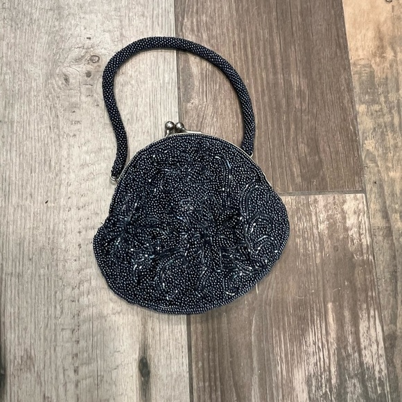 VTG La Regale Black Beaded Formal Evening Purse /Clutch Silver Kiss Lock Chain - Picture 1 of 7